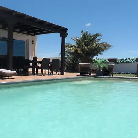 Papagayo Golf * بلايا بلانكا